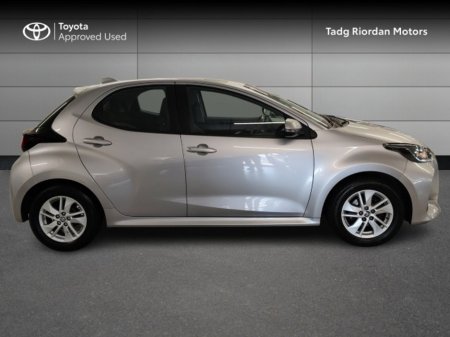 2021 Toyota Yaris 1.0 LUNA €21,950