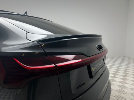 2023 Audi e-tron 55 VORSPRUNG SPORTBACK QUATTRO €56,990 thumbnail