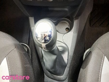 2015 Dacia Sandero Stepway TCe 90 S&S SIGNATURE €10,380 thumbnail