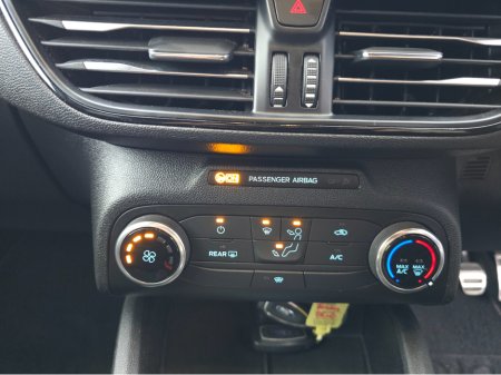 2018 Ford Focus ST-LINE-NEW NODEL-LOW MILEAGE €13,950 thumbnail