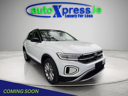 2023 Volkswagen T-Roc 2.0 TDI Automatic, Reversing camera €30,995