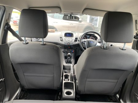 2016 Ford Fiesta ZETEC 1.0 65PS M5 4DR MCA €10,500