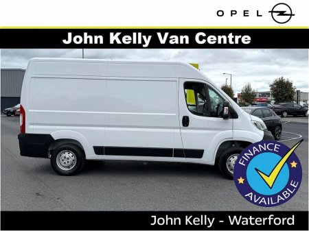 2022 Nissan NV400 L2 H2