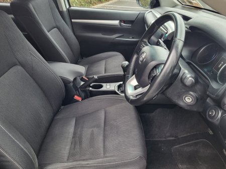 2020 Toyota Hilux  €19,511 thumbnail