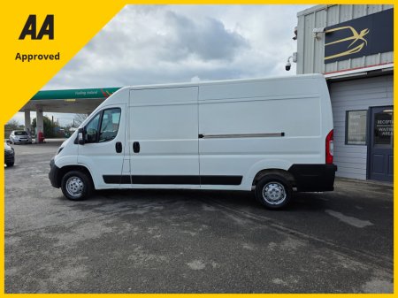 2020 Peugeot Boxer 335 L3 H2 2.2 BLUE HDI 1 140 3DR €12,967