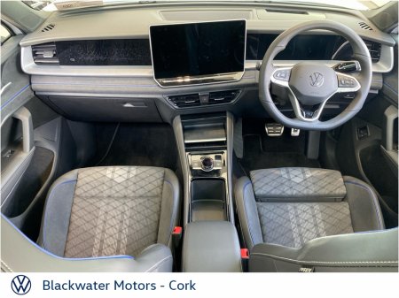 2025 Volkswagen Tayron 1.5TSI 204BHP R-LINE MI 75 AUTOMATIC WITH ASSISTANCE PACKAGE, IQ MATRIX HEADLIGHTS & INFOTAINMENT PACKAGE HYBRID €57,995