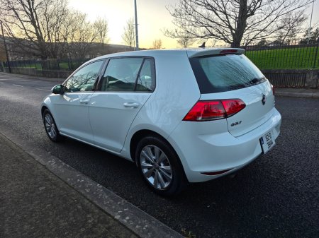 2015 Volkswagen Golf 1.2TSI Auto €12,950 thumbnail