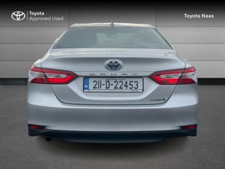 2021 Toyota Camry  €32,888