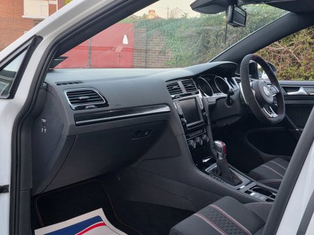 2016 Volkswagen Golf GTI CLUBSPORT 2.0TSI DSG 5DR 265HP €30,995 thumbnail