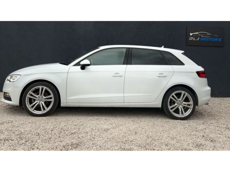 2015 Audi A3 Sportback A3 1.4 TFSI Automatic €13,950 thumbnail