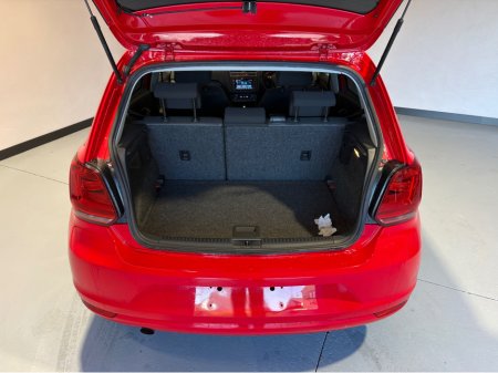 2016 Volkswagen Polo AUTO - 2 YEAR NCT - REVERSE CAMERA €11,950 thumbnail