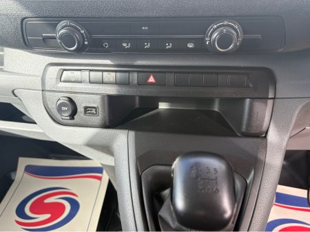 2022 Toyota Proace ICON L2 €15,500 thumbnail