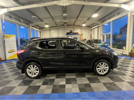 2017 Nissan Qashqai 1.5 SV MY16 E6 4DR €12,950