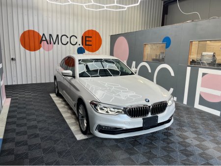 2018 BMW 5 Series €23950! 2018 BMW 5 SERIES 530E LUXURY HYBRID / 52K KMS / ADATIVE CRUISE CONTROL, HEATED SEATS, REVERSE CAMERA & MORE €23,950