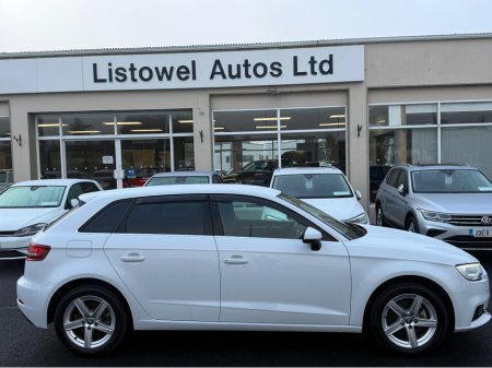 2020 Audi A3 HATCHBACK 1.4 AUTOMATIC * REAR VIEW CAMERA, PARKING SENSORS FRONT AND REAR, AUDI MULTIMEDIA, POWERED FOLDING HEATED MIRRORS, 2 KEYS, PADDLE SHIFT, 18