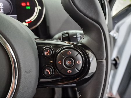 2021 MINI Countryman SE ALL4 EXCLUSIVE (PLUG IN HYBRID) AUTOMATIC **ONE OWNER / HUGE SPEC / APPLE CARPLAY / CRUISE CONTROL / FULL BLACK LEATHER / HEATED FRONT SEATS / REVERSE CAMERA / REAR TINTED GLASS / SAT NAV** €27,900 thumbnail