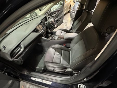 2018 Opel Insignia  €11,888 thumbnail
