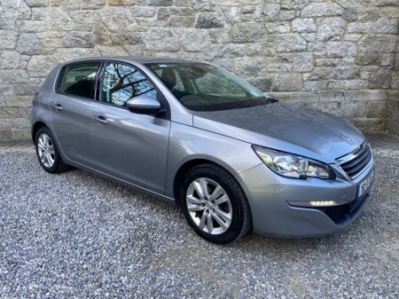 2016 Peugeot 308 ACTIVE 1.6 BLUE HDI 100**//**€180 ROAD TAX**//**NEW NCT 11 2026**//**WARRANTY**//**FINANCE ARRANGED**//**REVERSE CAMERA**//**AIR CON**//**FRONT FOGS! €7,999