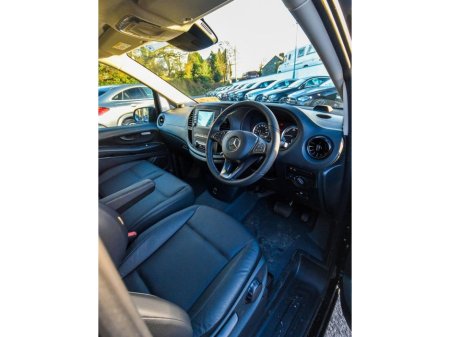 2025 Mercedes-Benz Vito 