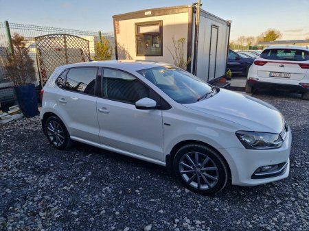 2016 Volkswagen Polo 1.0 5DR 75HP Lounge €10,950