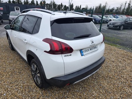 2019 Peugeot 2008 1.2 PureTech 82bhp Allure €11,950