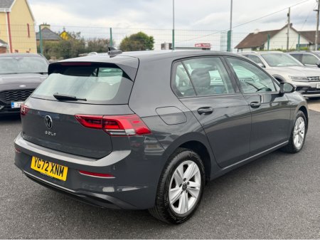 2022 Volkswagen Golf LIFE TDI €24,950