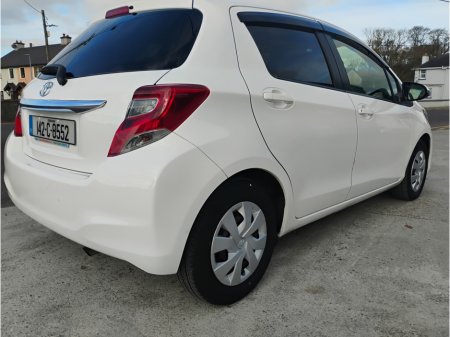 2014 Toyota Vitz 2014 TOYOTA VITZ AUTOMATIC €8,650