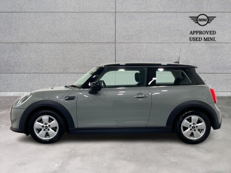 2022 MINI Hatch 3-Door Cooper Classic €23,950