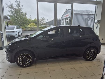 2026 BYD Dolphin Comfort 60.4kWh 427km HEAT PUMP INCLUDED €34,097