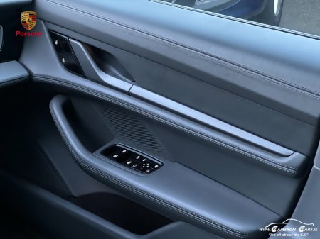 2020 Porsche Taycan TYCAN 4S DOLOMITE SILVER EV MOBILITY €44,950 thumbnail