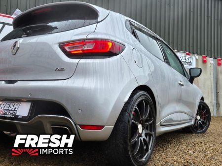 2017 Renault Clio TOP SPEC RS thumbnail