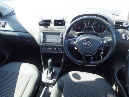 2017 Volkswagen Polo Comfortline Meister €13,500