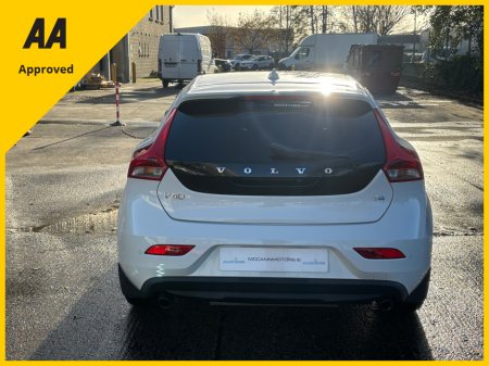 2014 Volvo V40 1.6T4 SE 5DR AUTO FULLY LOADED WITH EXTRAS €11,450