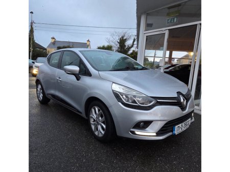 2017 Renault Clio 1.2 16V 75 DYNAMIQUE NAV €10,950 thumbnail