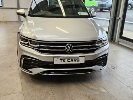 2021 Volkswagen Tiguan 2.0 TDI 150HP R-Line DSG €33,950 thumbnail