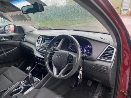 2016 Hyundai Tucson COMFORT 5DR €10,950 thumbnail