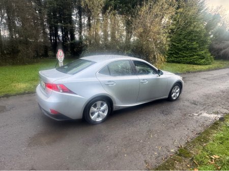 2014 Lexus IS 300 h 300 H SE AUTO 2.5 HYBRID €9,899
