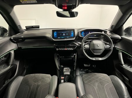 2022 Peugeot 2008 GT Premium EV 136PS - Reversing Camera - Sat Nav - Climate Control - Cruise Control - Apple CarPlay/Android Auto €21,450