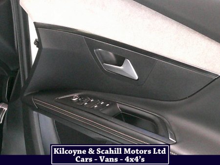 2021 Peugeot 5008 GT BLUEHDI S/S AUTO €30,950 thumbnail