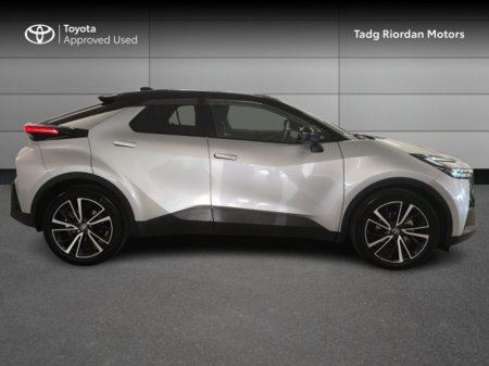 2024 Toyota C-HR HYBRID SOL €39,950