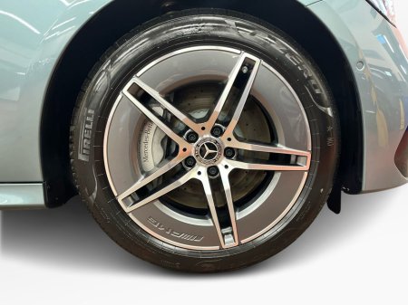 2026 Mercedes-Benz E Class E 300 e AMG Line Plus | Heated Seats, 360-degree Reversing Camera, Sports Seats thumbnail