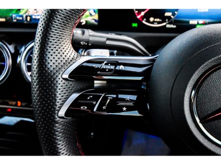 2025 Mercedes-Benz A Class A250e AMG Premium Saloon thumbnail