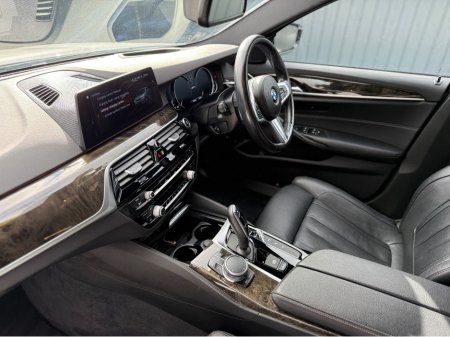 2017 BMW 5 Series 530E M-SPORT - 2.0L PETROL HYBRID - AUTO - 12M WARRANTY - CAR: 1442 thumbnail