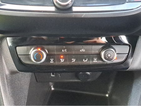 2021 Opel Corsa SC 1.2 75BHP **LED HEADLIGHTS** €13,950 thumbnail