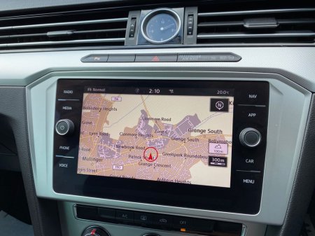 2018 Volkswagen Passat SE BUSINESS TDI BLUEMOTION TECHNOLOGY €15,950 thumbnail