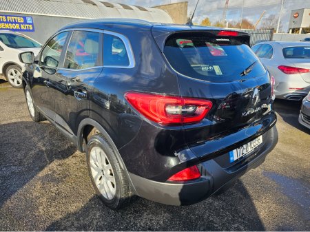 2017 Renault Kadjar DYNAMIQUE ** IRISH CAR ** FULL BEIGE LEATHER INTERIOR ** SAT NAV ** BEST COLOUR COMBINATION ** STUNNING EXAMPLE ** €12,495