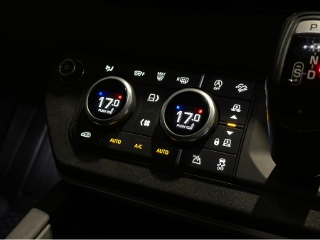 2022 Land Rover Defender D110 3.0 TURBO DIESEL COMMERCIAL €49,950 thumbnail