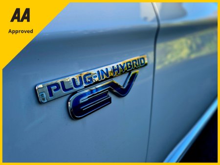 2020 Mitsubishi Outlander PHEV+4WD+AUTO €26,995 thumbnail