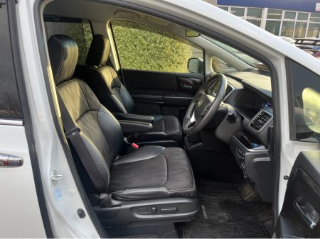 2019 Honda Odyssey 8 SEATER ABSOLUTE AUTOMATIC HYBRID 2.0 PETROL //KEYLESS ENTRY//REVERSE CAMERA//ADAPTIVE CRUISE CONTROL//ELECTRIC DRIVERS SEAT// €29,950 thumbnail