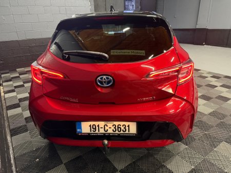 2019 Toyota Corolla 1.8 Hybrid Luna Sport Hatchback €18,900 thumbnail